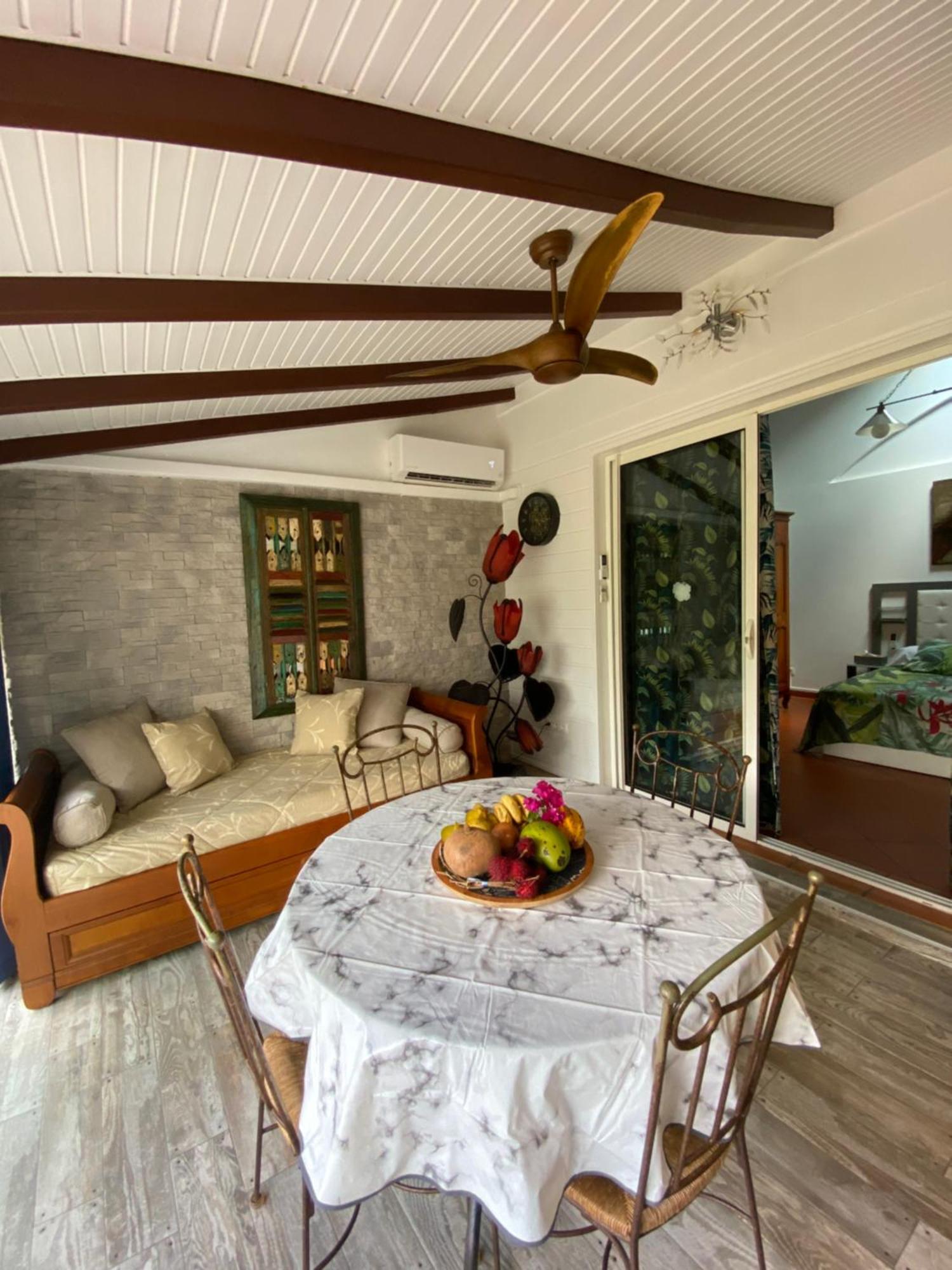 Appartement Alpinia à Sainte-Anne Extérieur photo