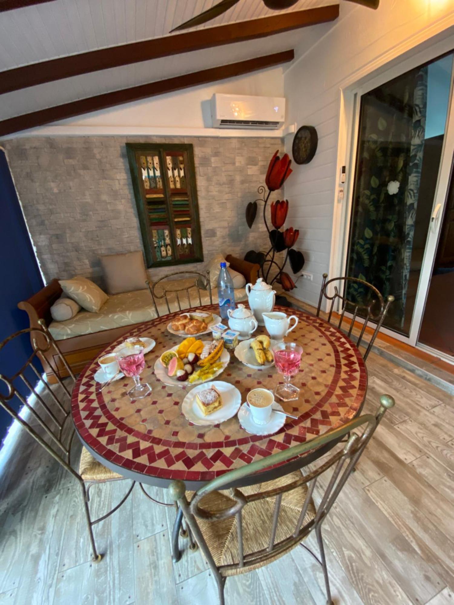 Appartement Alpinia à Sainte-Anne Extérieur photo