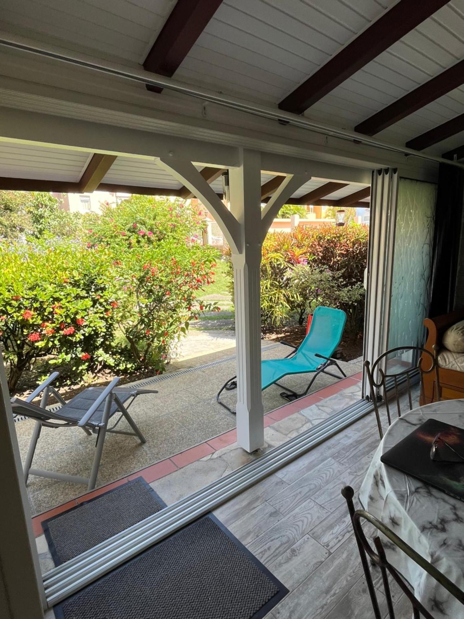 Appartement Alpinia à Sainte-Anne Extérieur photo